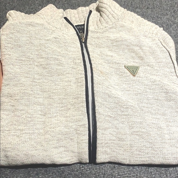 Guess sweater - Picture 3 of 3